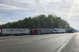 AMSS: Kamioni čekaju od sat i po do šest sati da izađu iz Srbije