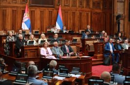 Skupština Srbije nastavlja vanredno zasedanje o rebalansu budžeta i još 58 tema