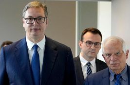 Vučić: Težak dan u Briselu, sastanak bio neuspešan, sutra slavimo svoju zastavu