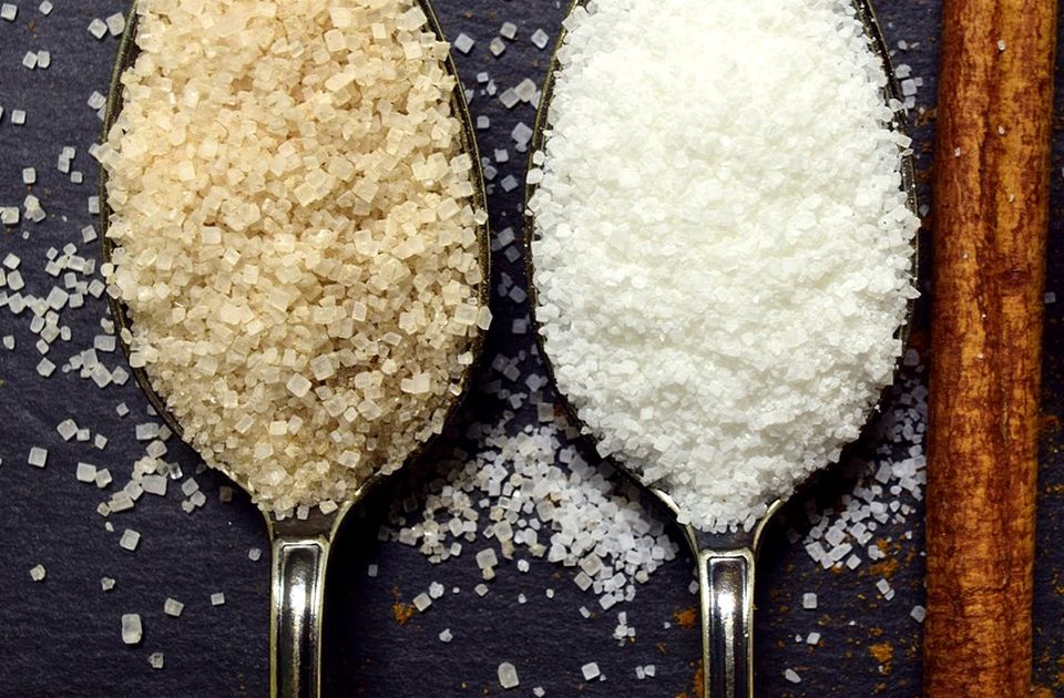 Šećeru ne ističe rok trajanja, ali može da se pokvari: Kako da prepoznate da nije za upotrebu?