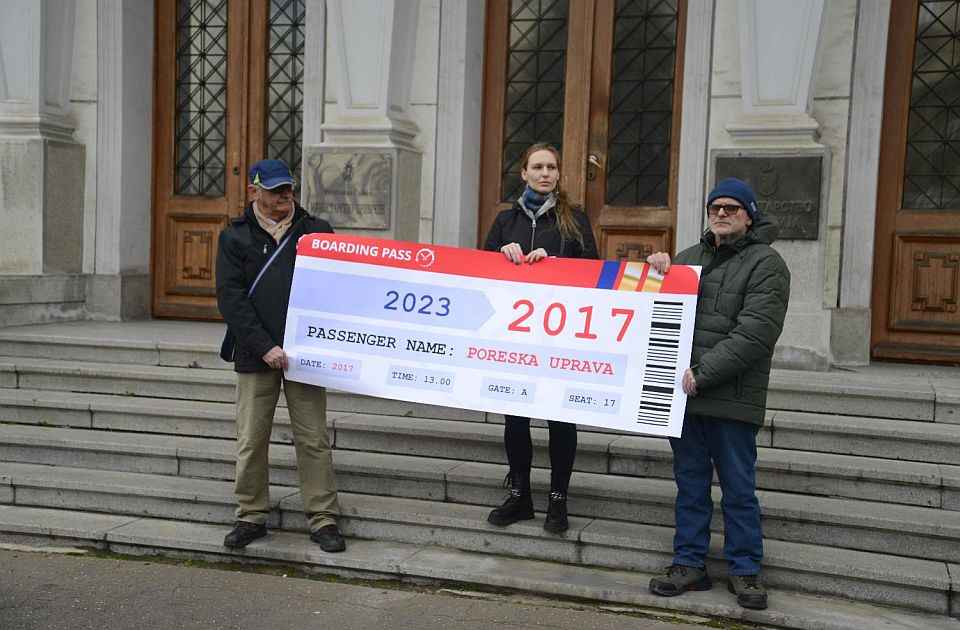 FOTO: Frilenseri predali svoje zahteve Ministarstvu finansija - očekuju odgovor ili sledi protest