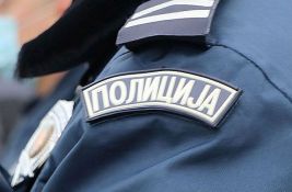 Policajac zarobio devojku u stanu u Sokobanji i zlostavljao je