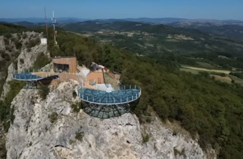 Stakleni vidikovac na Kablaru biće otvoren u četvrtak 