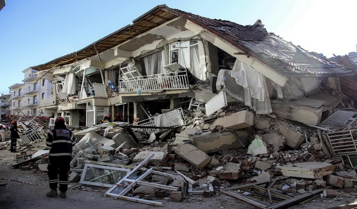 Spaseno dete ispod ruševina zemljotresa u Turskoj