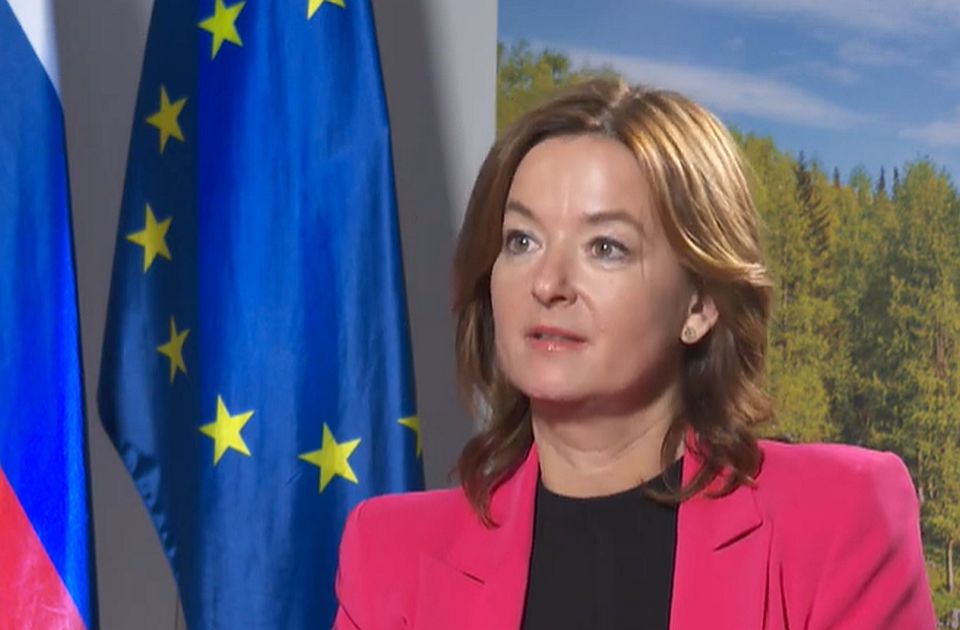 Vlada Republike Srpske zabranila ulazak predsednici i šefici diplomatije Slovenije Vlada Republike Srpske zabranila ulazak predsednici i šefici diplomatije Slovenije