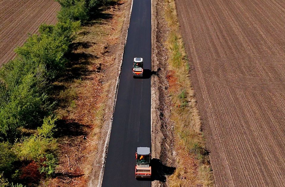 Uskoro završetak druge faze rekonstrukcije puta Ada - Utrine