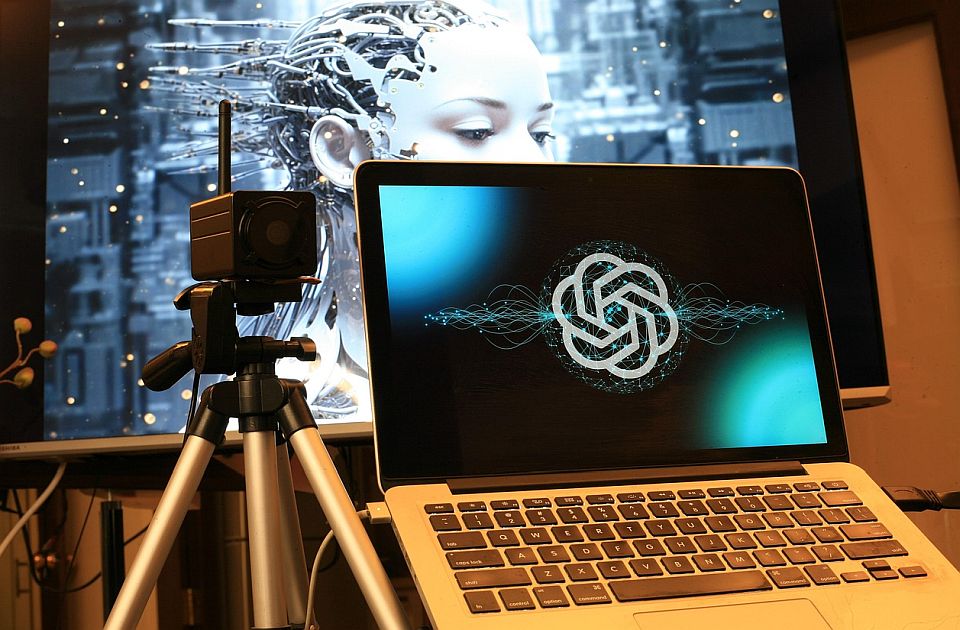 OpenAI uvodi ograničenja za maloletnike u vezi sa temama o seksu i samopovređivanju
