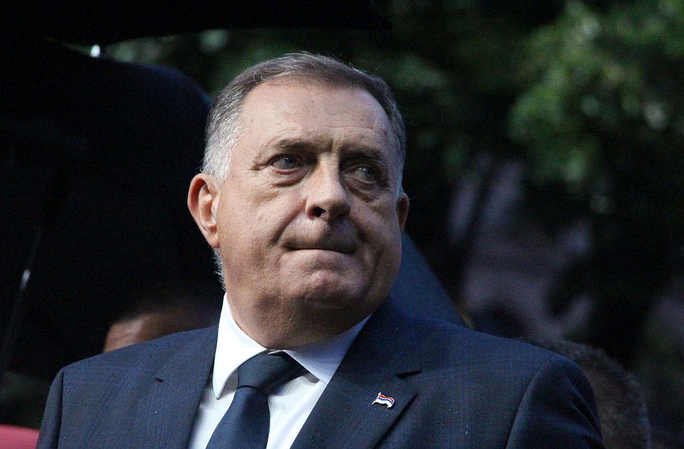 Koje zemlje su do sada zabranile ulazak Dodiku?