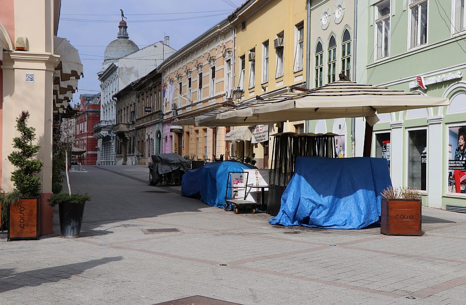 Ujedinjeni protiv kovida predložili mere za praznike: Zatvoriti sve od 30. decembra do 2. januara