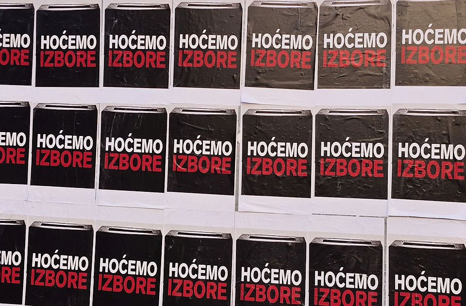 Sutra predaja zahteva sa 20.000 potpisa građana Srbije da Vučić hitno raspiše vanredne parlamentarne izbore