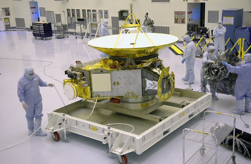 Sonda New Horizons probudila se iz hibernacije gotovo 10 milijardi kilometara iza Plutona