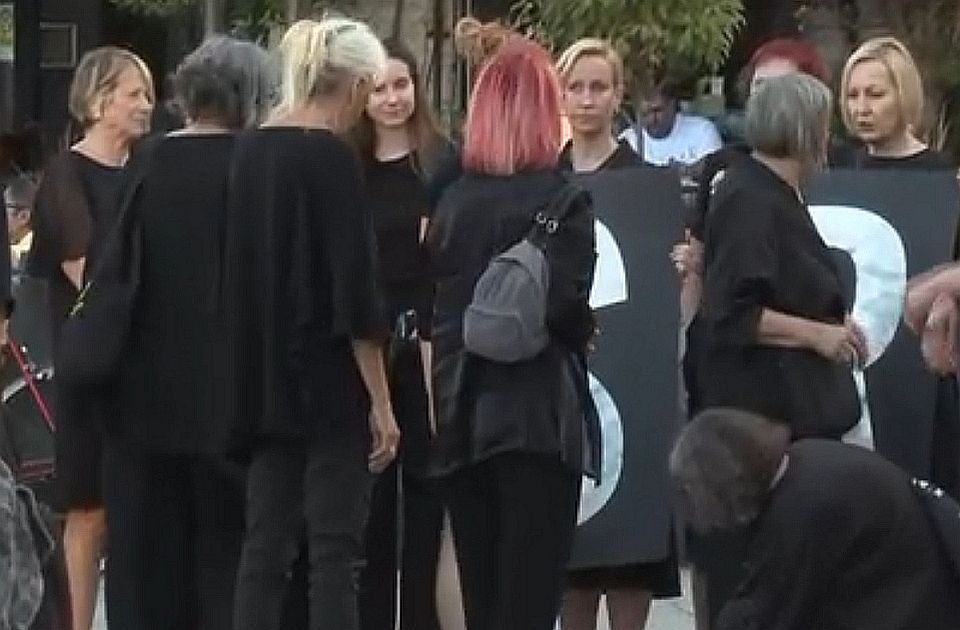 Žene u crnom u Beogradu obeležile 31 godinu od Srebrenice