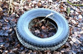 Vlada ukinula uredbu: Hiljade ljudi u reciklaži ostalo bez posla: 120.000 tona otpada će završiti u prirodi