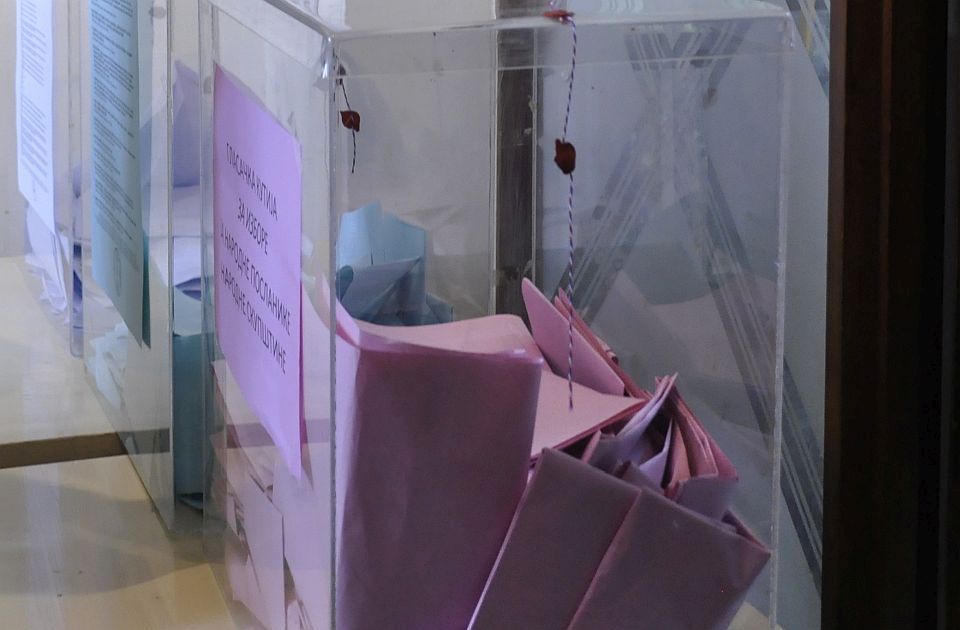 Konačni rezultat izbora u Kuli: Koalicija oko SNS ima jedan mandat više od studentske liste