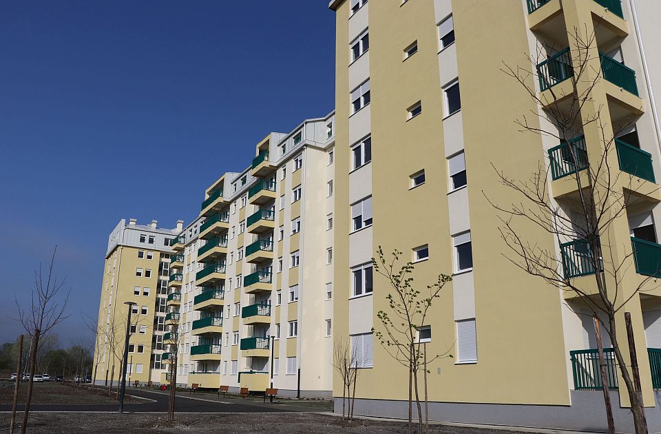 Šta se dešava sa projektom od 300 miliona za stanove za bezbednjake?