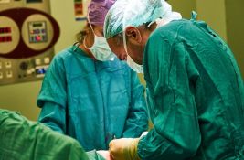 Prva transplantacija bubrega sa preminule osobe na živu ove godine u KCV: Najviši stepen humanosti