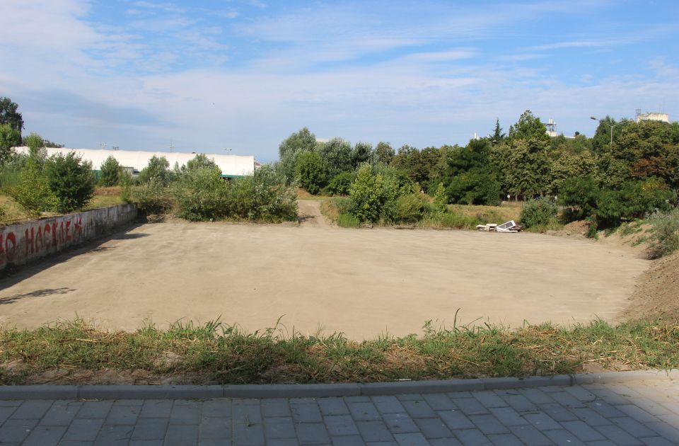 Novosadske inicijative: Izgraditi javni bazen na Novom naselju i sportski park na Avijaciji
