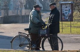 Pola godine korišćenja penzionerskih kartica: 