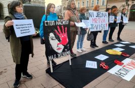 VIDEO, FOTO Održan protest zbog trećeg ubistva žene: Femicid da se uvede kao najteže krivično delo