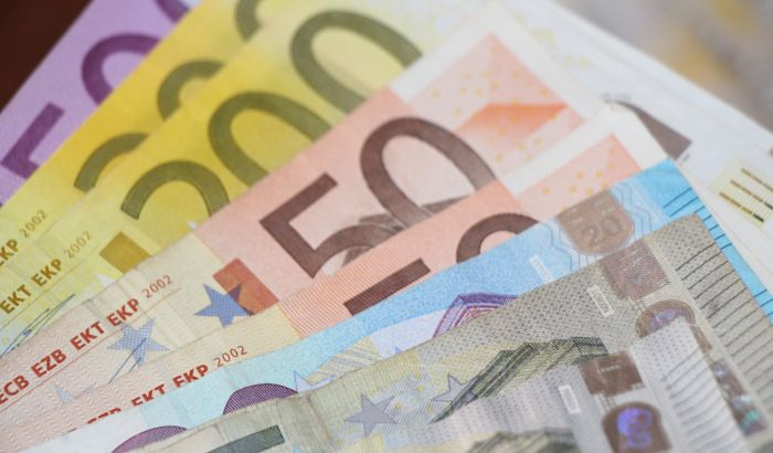 Isplaćeno gotovo 40.000 evra zbog sporova oko javnih nabavki u Novom Sadu