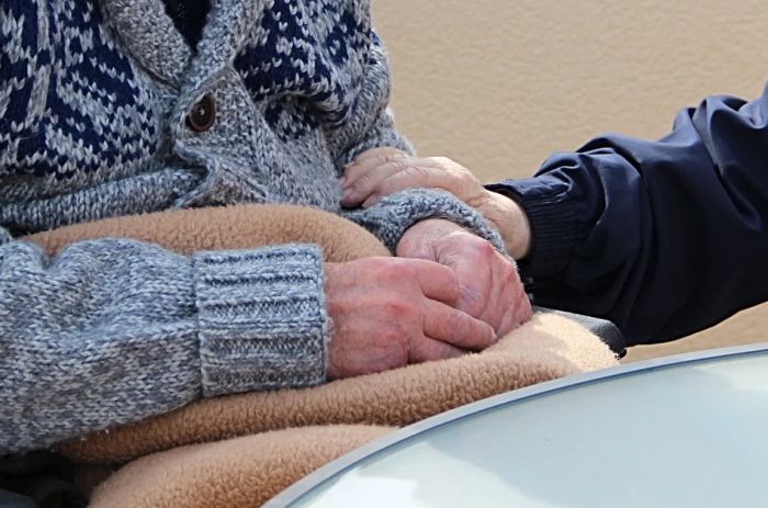 U domovima za stare i ustanovama socijalne zaštite 528 osoba zaraženo koronom