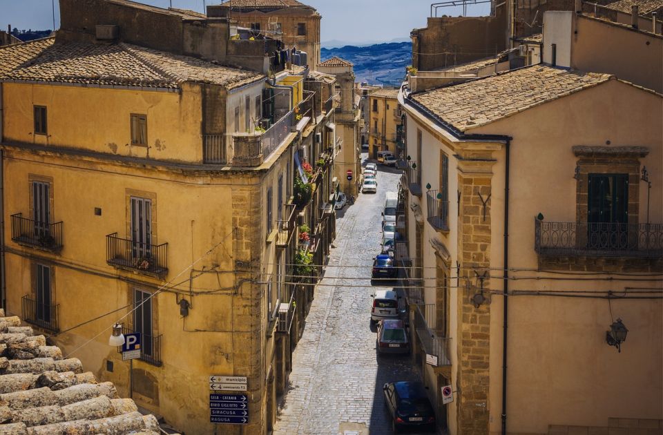 "Fantomske" njive: Mafija na Siciliji uzimala subvencije EU, uhapšeno 37 članova
