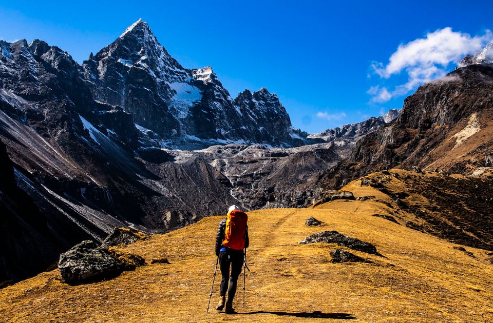 Jedini preživeli član prve ekspedicije na Mont Everest: Planina je prepuna smeća i krcata ljudima