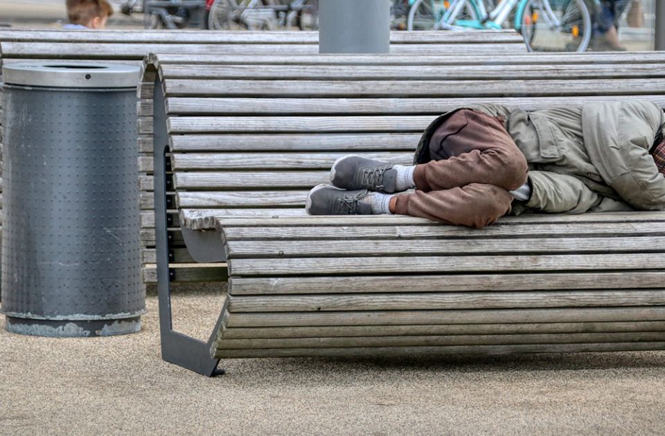 Florida zabranjuje beskućnicima da spavaju na ulici