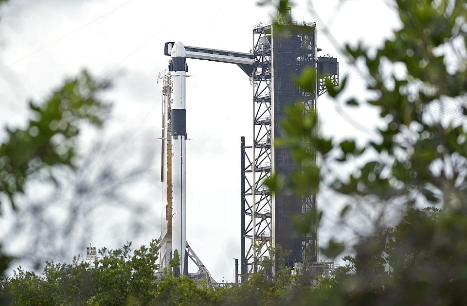 Poletanje rakete sa posadom ka Međunarodnoj svemirskoj stanici odloženo za jedan dan