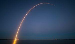Kina prvi put lansirala raketu s mora, sedam satelita poslato u svemir