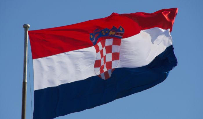 Hrvatska: Najoštrije osuđujemo pokušaj paljenja zastave Crne Gore u Beogradu