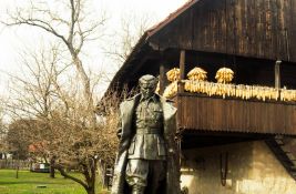 Na današnji dan: Umrli Hadžić i Tito, rođena Odri Hepbern, Tačer postala premijerka