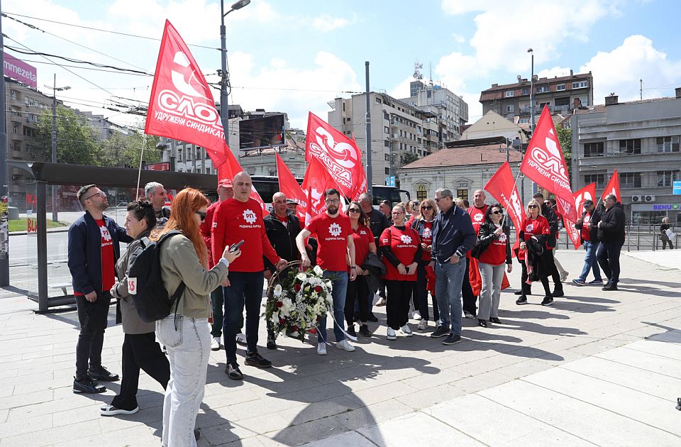 Sindikat: Hteli smo pred Vladu, ali Đura verovatno negde nešto roštilja 