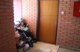 VIDEO: Muke Novosađana s komšijom koji je napunio stan smećem, zvali policiju zbog smrada