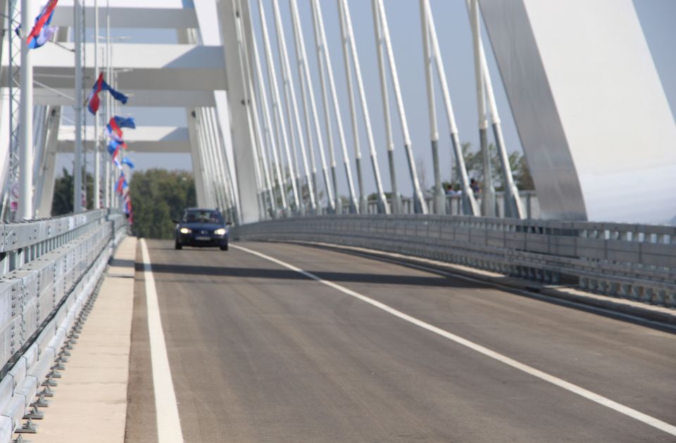 Radovi na železničko-drumskom mostu od danas do ponedeljka