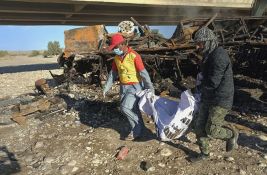 VIDEO: Autobus sleteo sa mosta u Pakistanu, najmanje 40 mrtvih