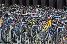 VIDEO: Amsterdam dobio dva podvodna parkinga za 11.000 bicikala