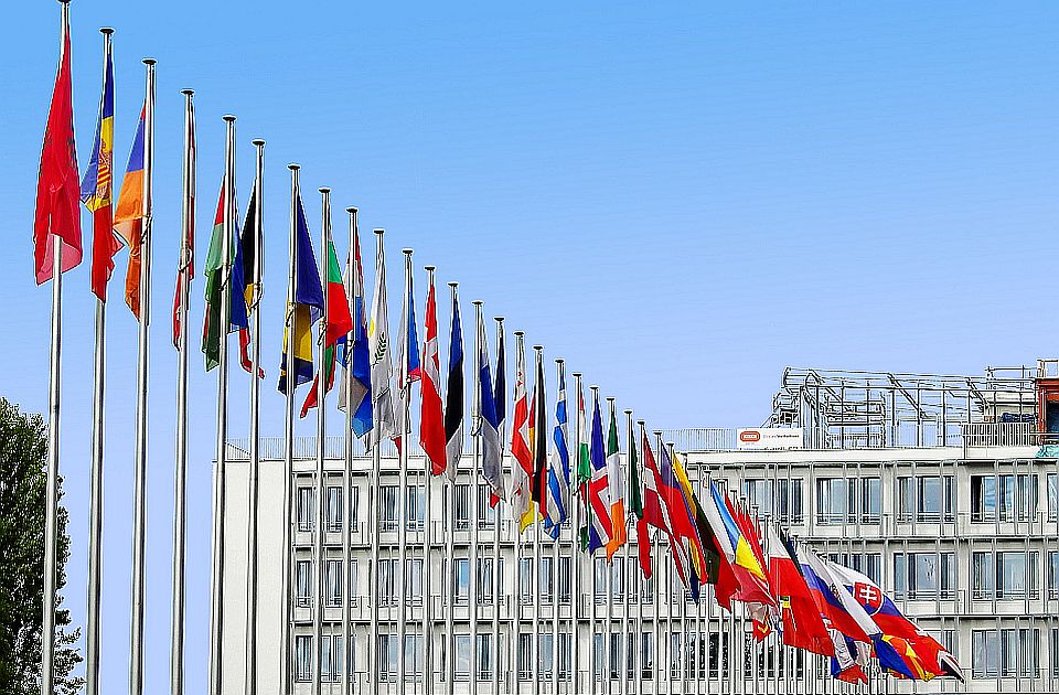 Evropska komisija o sahrani Mladića: Na vlastima Srbije je kakvu će ulogu imati