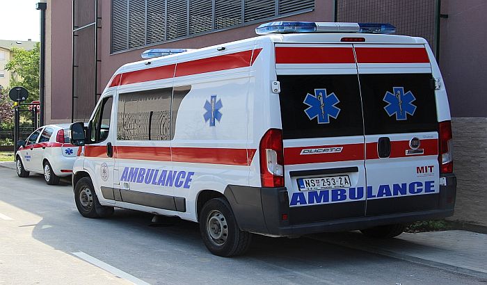 Petoro odraslih i jedno dete povređeni u udesima kod Agrokopa, na Limanu i kod Bačkog Petrovca