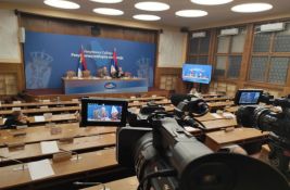 Deo članova RIK-a tražio izvinjenje biračima u dijaspori, optužili većinu za teror nad manjinom 