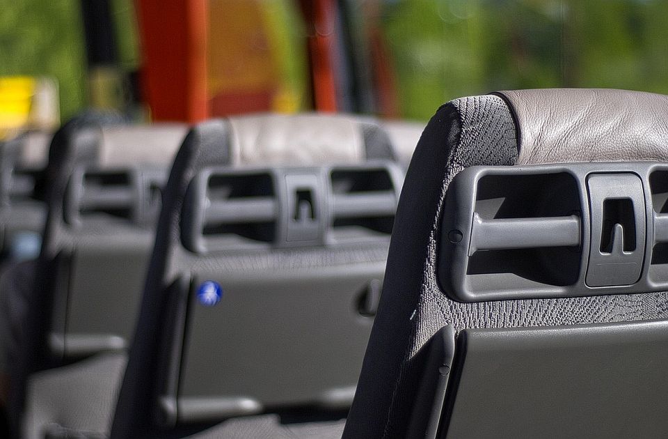 Zašto ne vezujemo pojaseve u autobusima? 