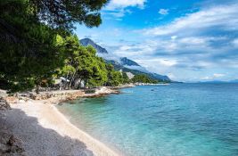 Novi zakon bi mogao da donese i nov trošak: Da li će se naplaćivati ulaz na jadranske plaže?