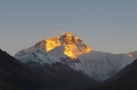 Da li je Mont Everest oduvek najviša planina na Zemlji?