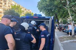 Studenti tvrde da policija pretresa objekte kako bi hapsila studente