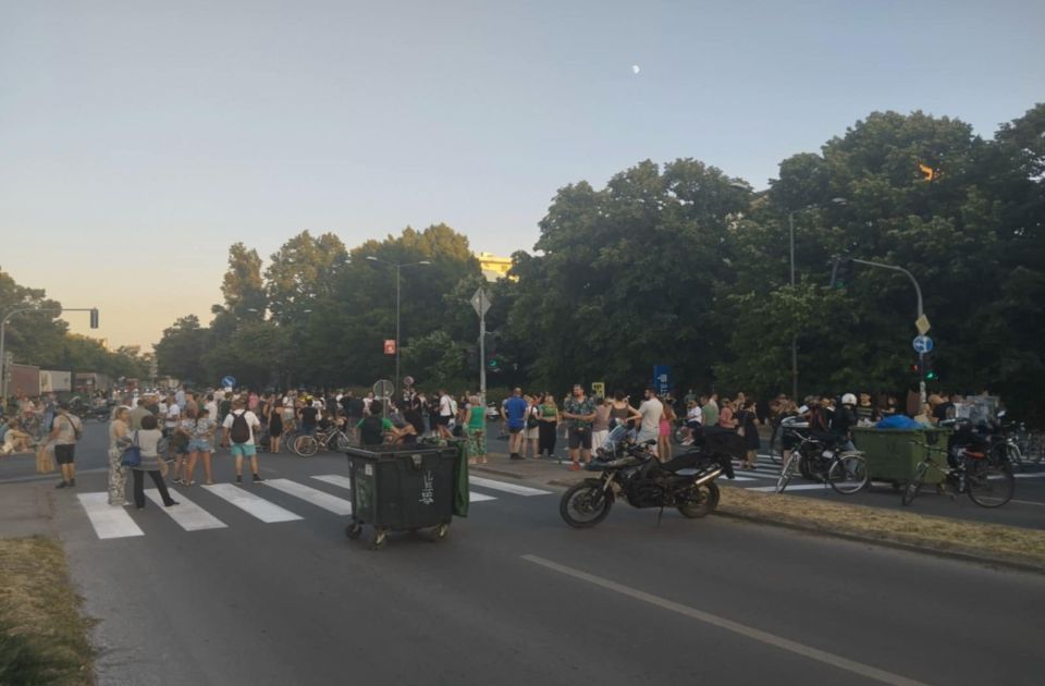 FOTO, VIDEO: Blokade širom Srbije nastavljaju se i danas, u Užicu jake snage policije