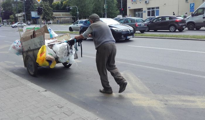 U Srbiji raste siromaštvo, stanje se zvanično ulepšava uz "igru brojkama"