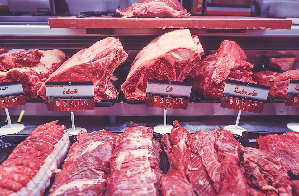 Analitičar: Rešavanje problema cena mesa uredbama samo gašenje požara