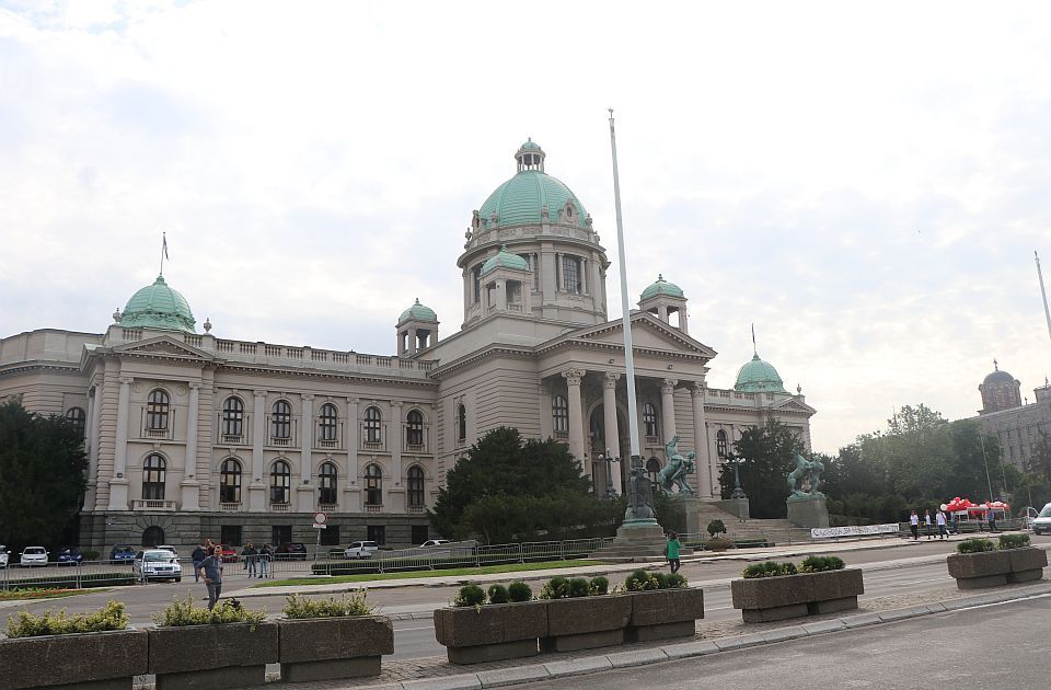 Sutra sednica Skupštine Srbije, pred poslanicima izmene izbornih zakona