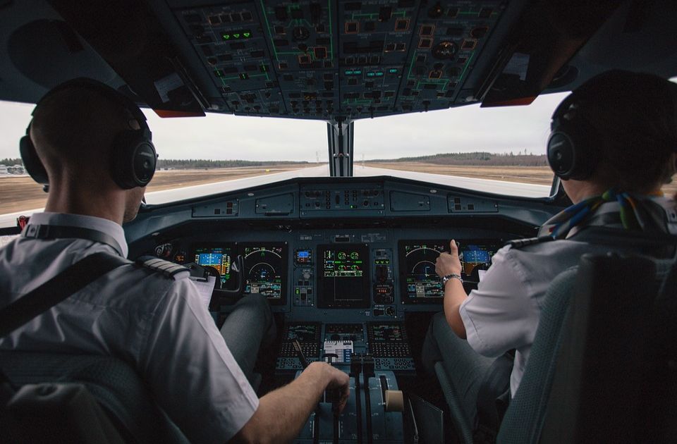 Pilot i kopilot spavali pola sata tokom leta u Indoneziji