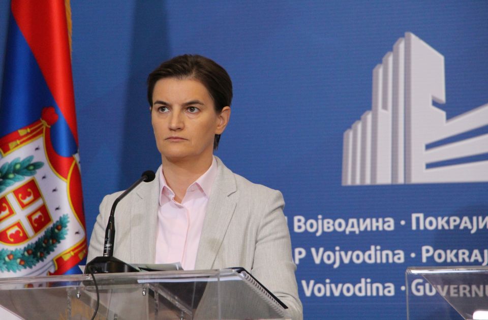 Brnabić protiv zatvaranja: Moramo naučiti da živimo sa virusom